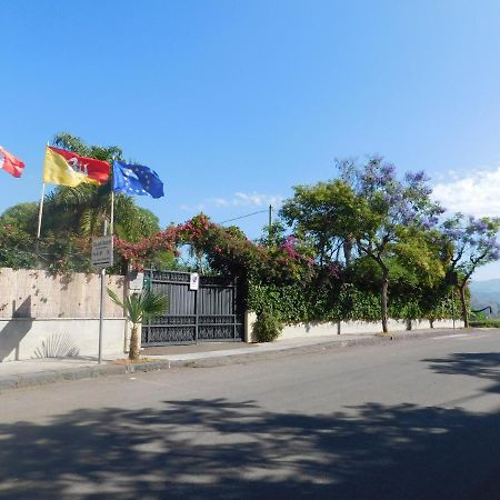 Villa Delle Vacanze Фьюмефреддо-ди-Сицилия Экстерьер фото