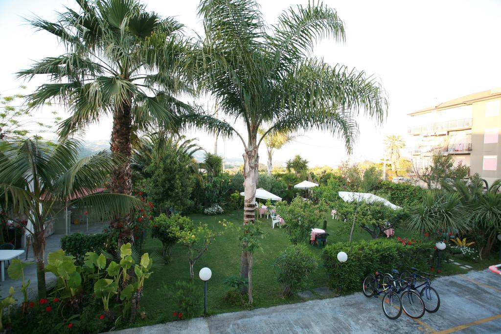 Villa Delle Vacanze Фьюмефреддо-ди-Сицилия Экстерьер фото